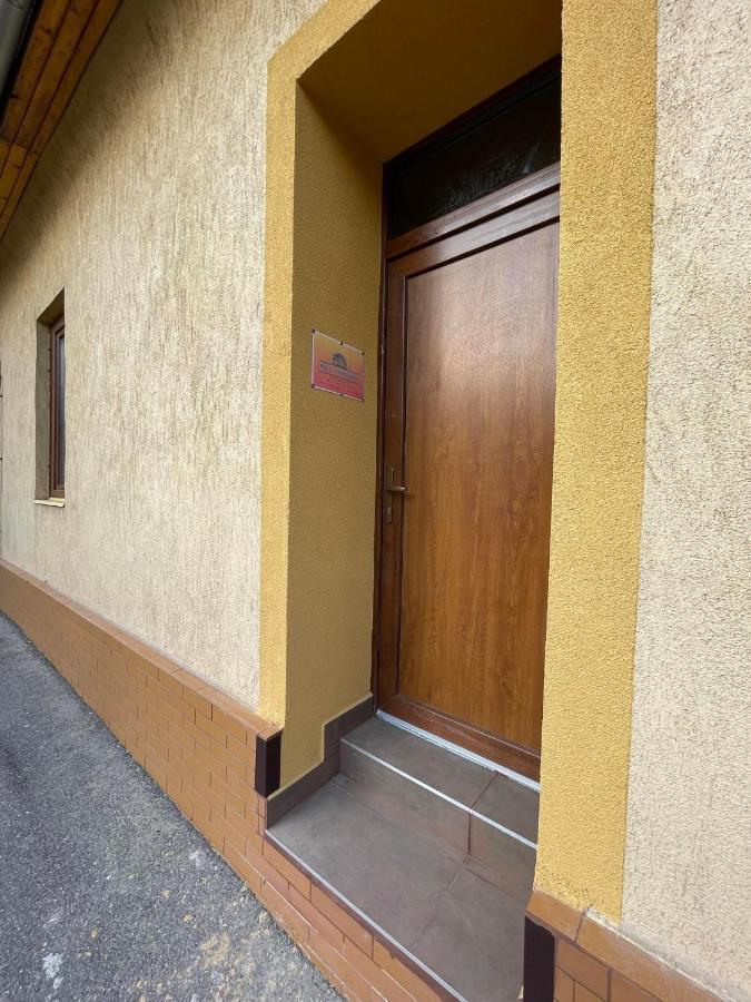 Mazli Vendeghaz Hotel Sátoraljaújhely Buitenkant foto