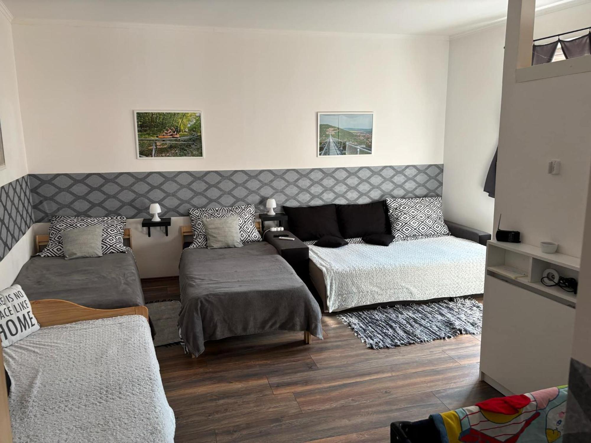 Mazli Vendeghaz Hotel Sátoraljaújhely Buitenkant foto
